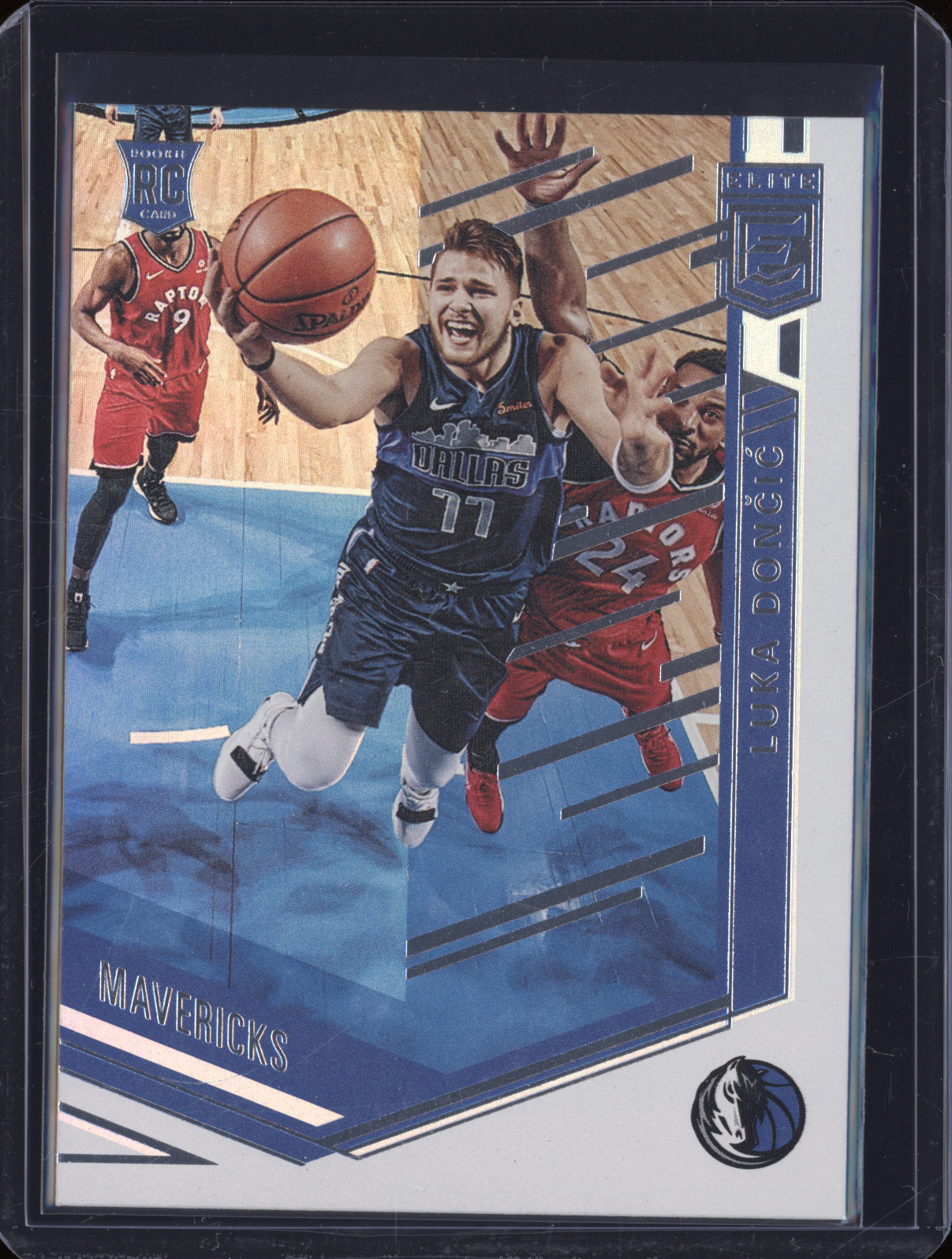 2018-19 Panini Chronicles Elite #278 Luka Doncic — front