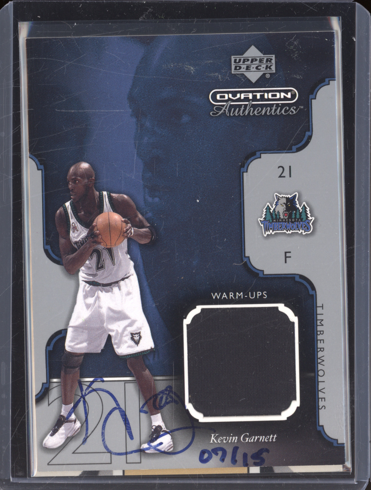 2002-03 Upper Deck Ovation Authentics #21 Kevin Garnett — front