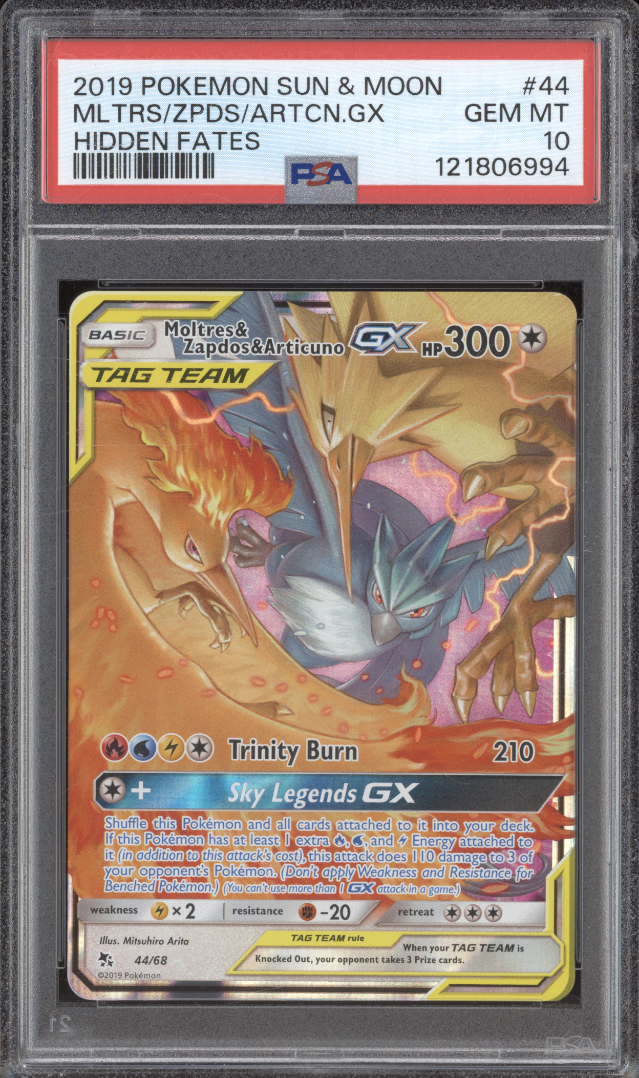 2019 Pokemon Sun & Moon Hidden Fates #44 Moltres & Zapdos & Articuno GX — front