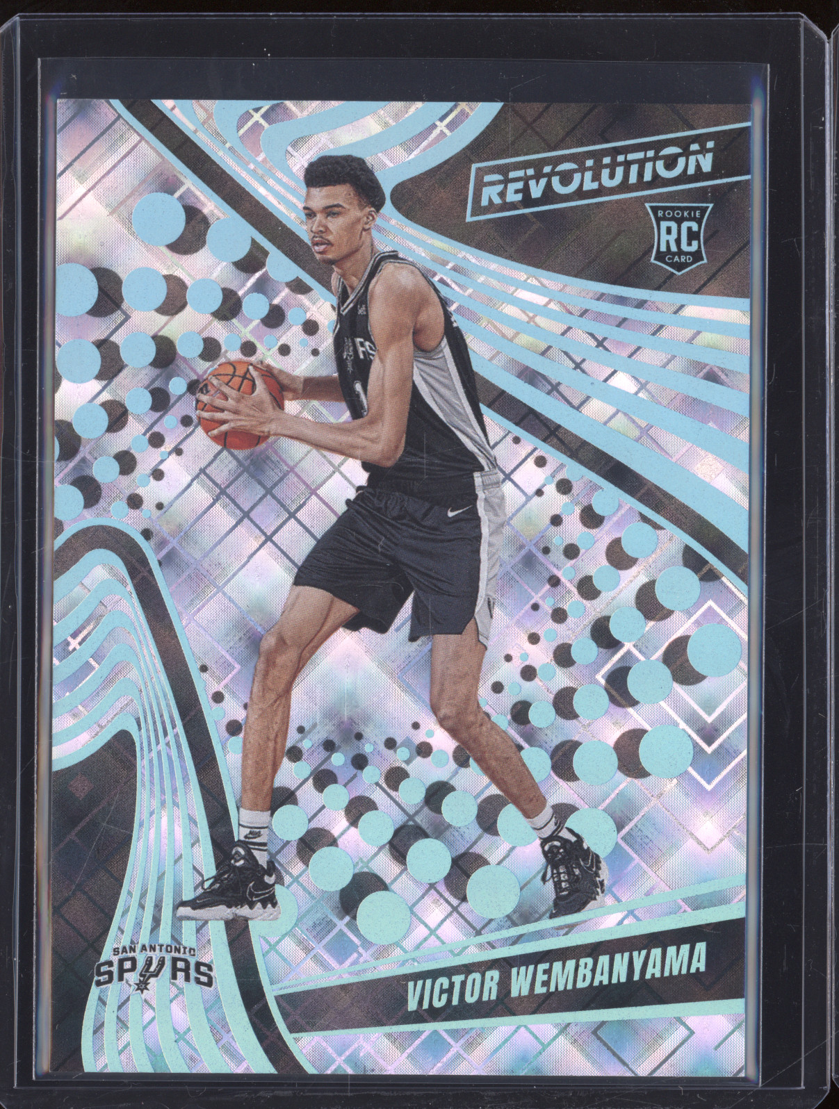 2023-24 Panini Revolution #104 Victor Wembanyama — front