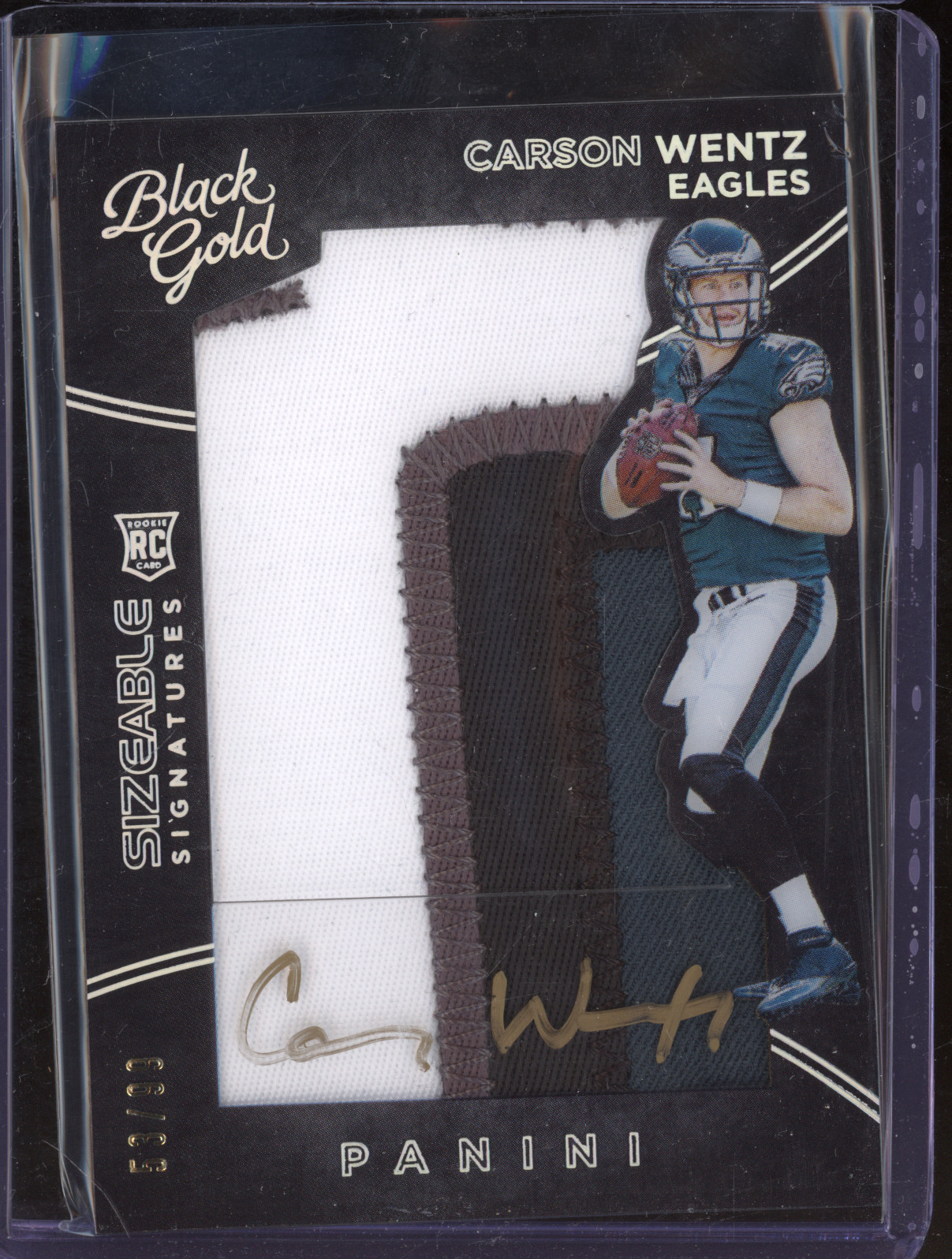 2016 Panini Black Gold Sizeable Signatures #53 Carson Wentz — front