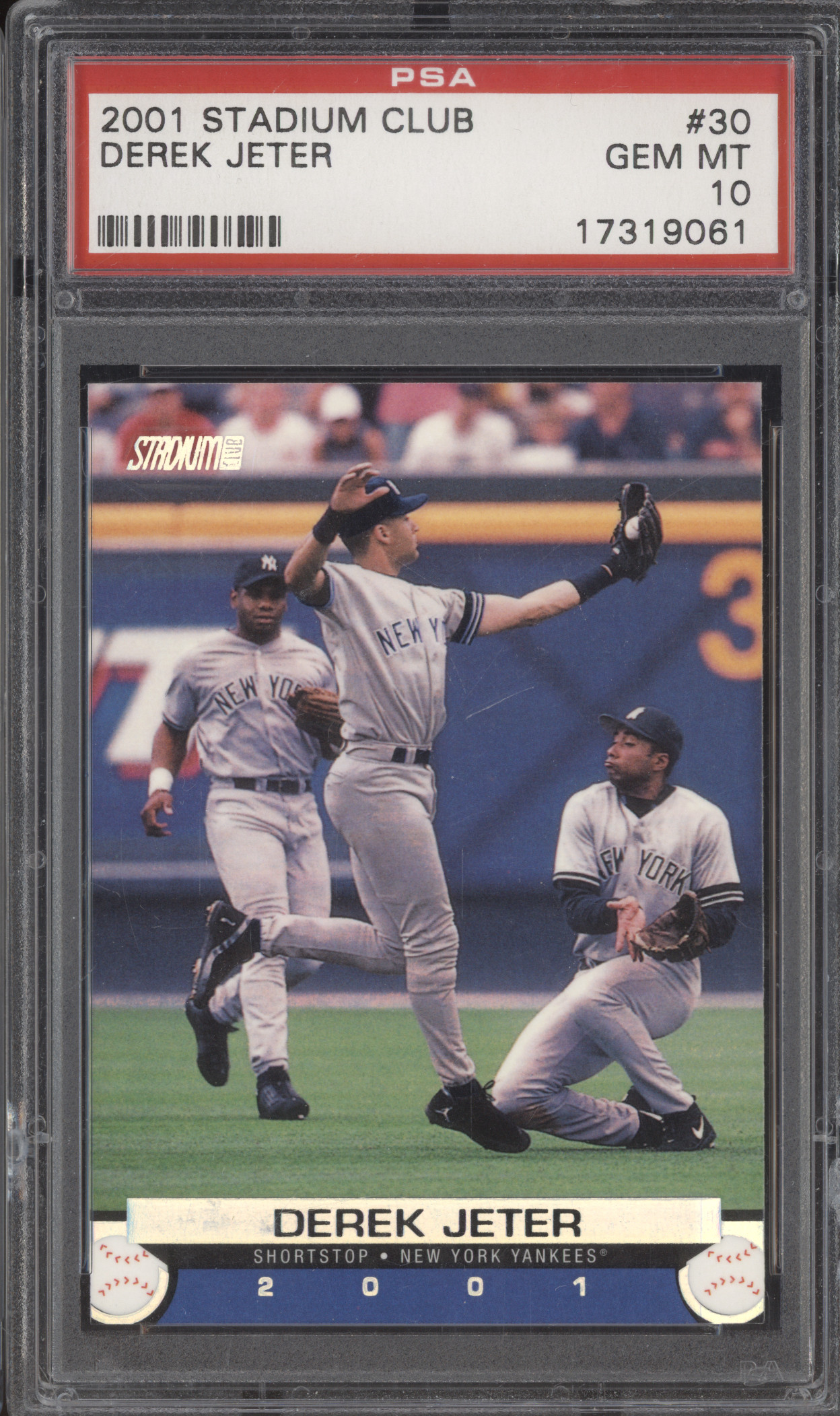 2001 Stadium Club #30 Derek Jeter — front