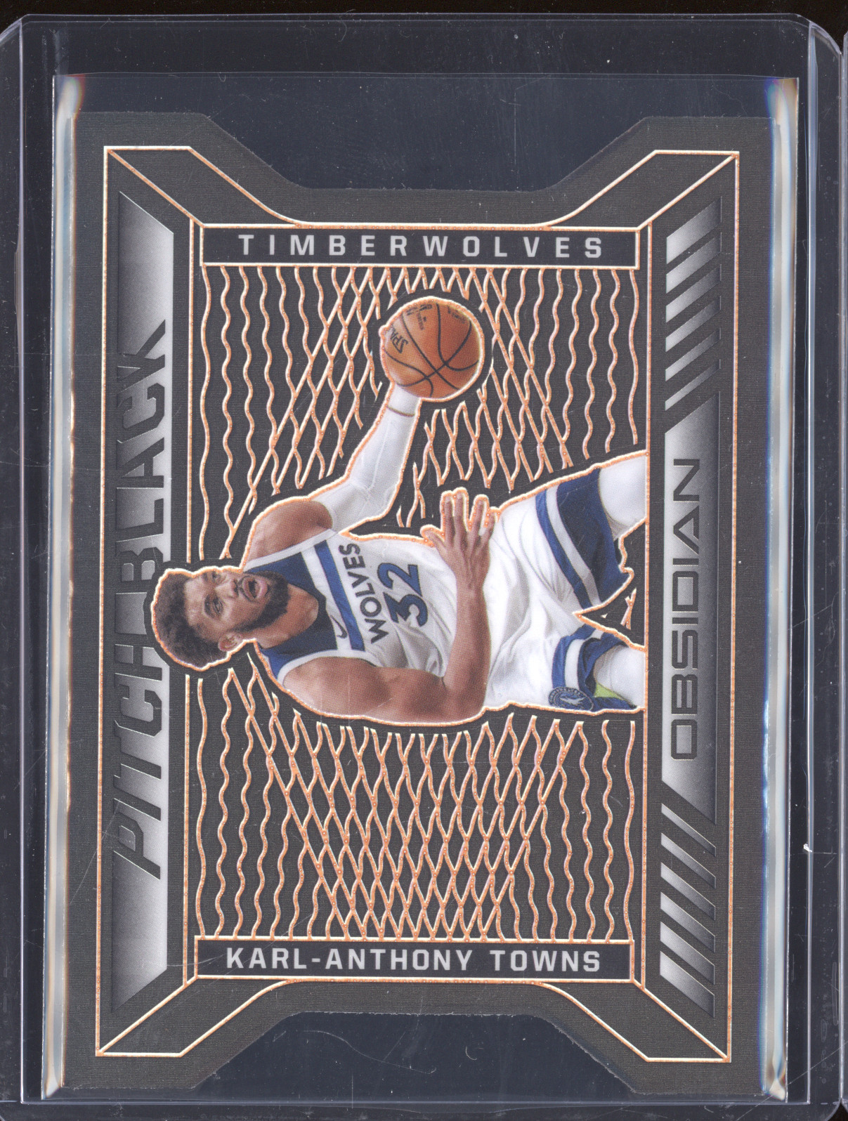 2020 Panini Obsidian Pitch Black #7 Karl-Anthony Towns — front