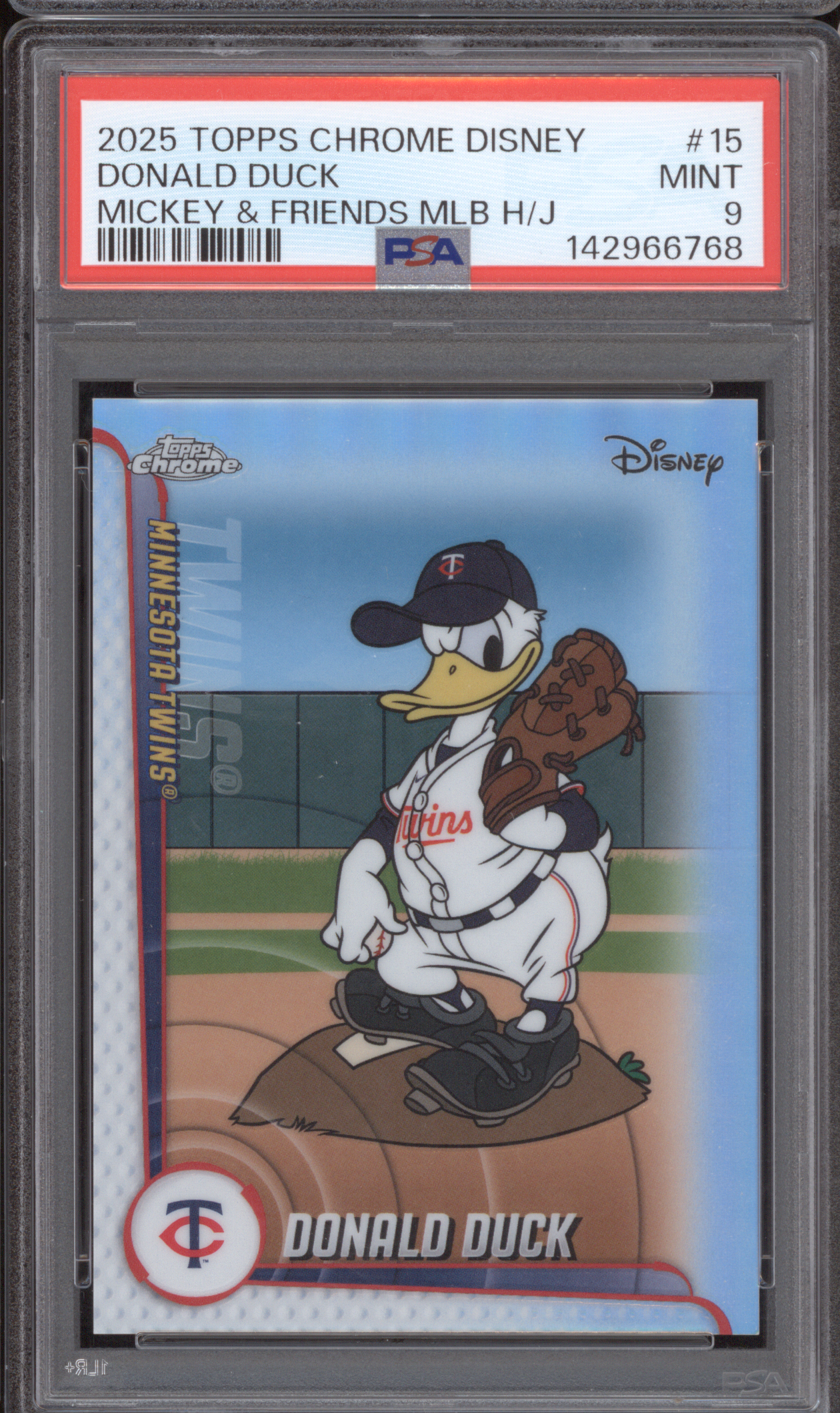 2025 Topps Chrome Disney #15 Donald Duck — front