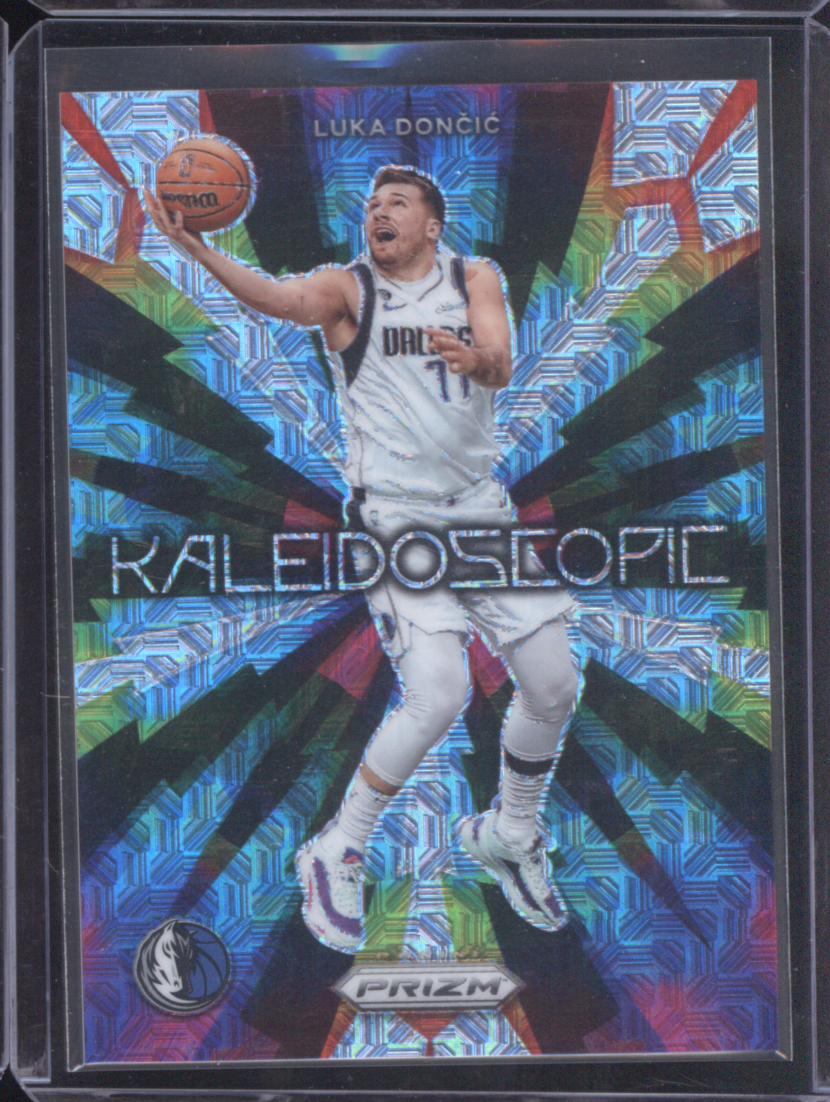 2023-24 Panini Prizm #3 Luka Dončić Kaleidoscopic — front