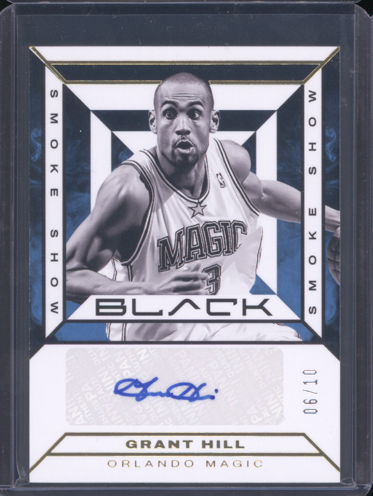 2023-24 Panini Black Smoke Show Signatures #SSS-GH Grant Hill — front