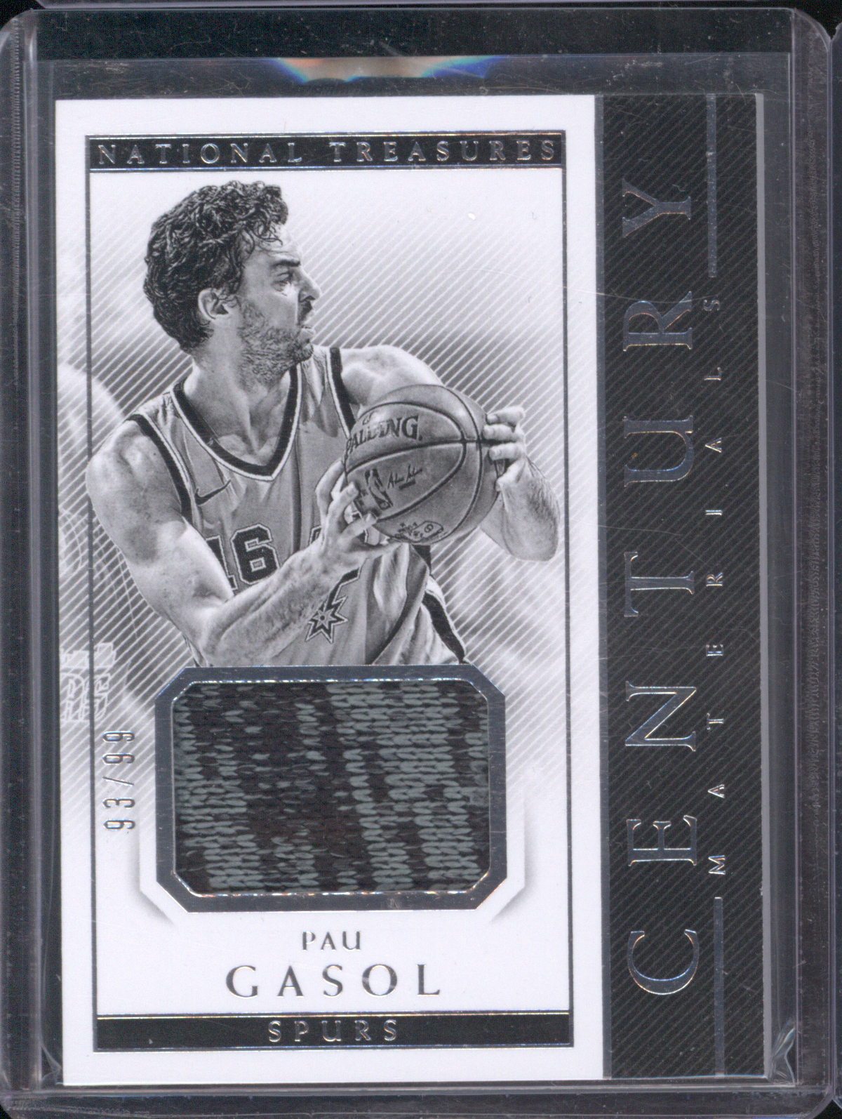 2017-18 Panini National Treasures Treasured Threads #TTH-21 Pau Gasol — front