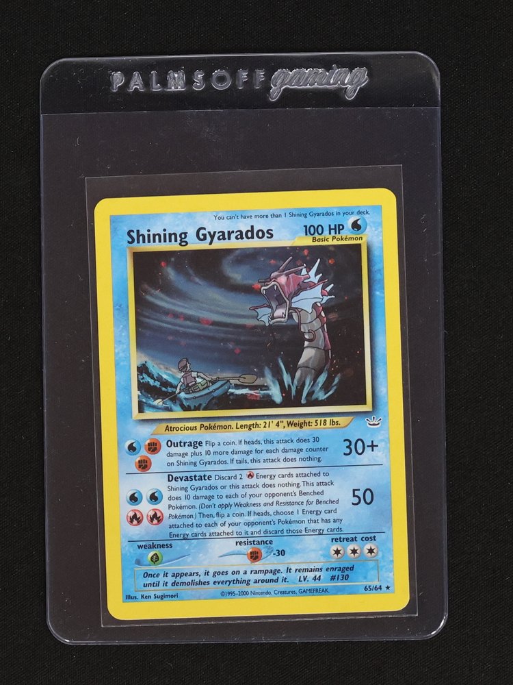 2000 Pokémon Neo Revelation #65 Shining Gyarados — front