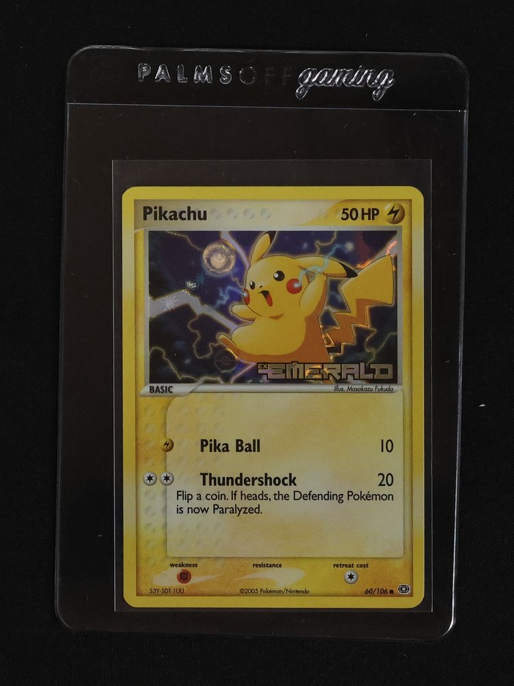 2005 Pokémon EX Emerald #60 Pikachu — front
