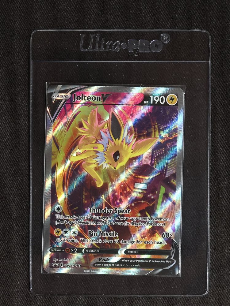 2021 Pokémon TCG Sword & Shield #SWSH183 Jolteon V — front