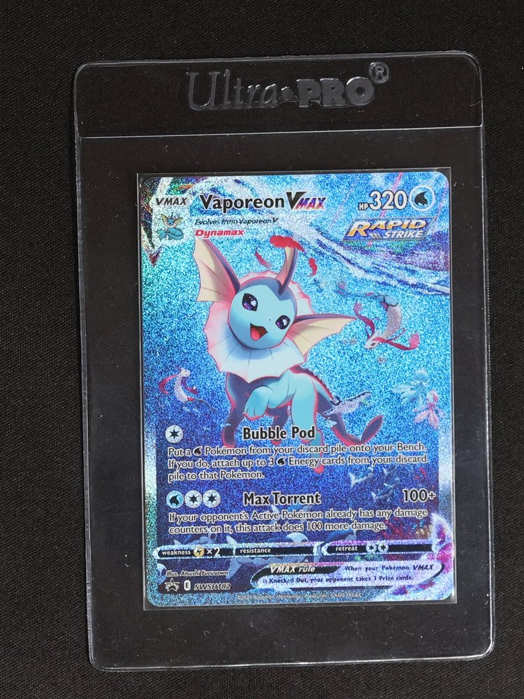 2021 Pokémon TCG #SWSH182 Vaporeon VMAX — front