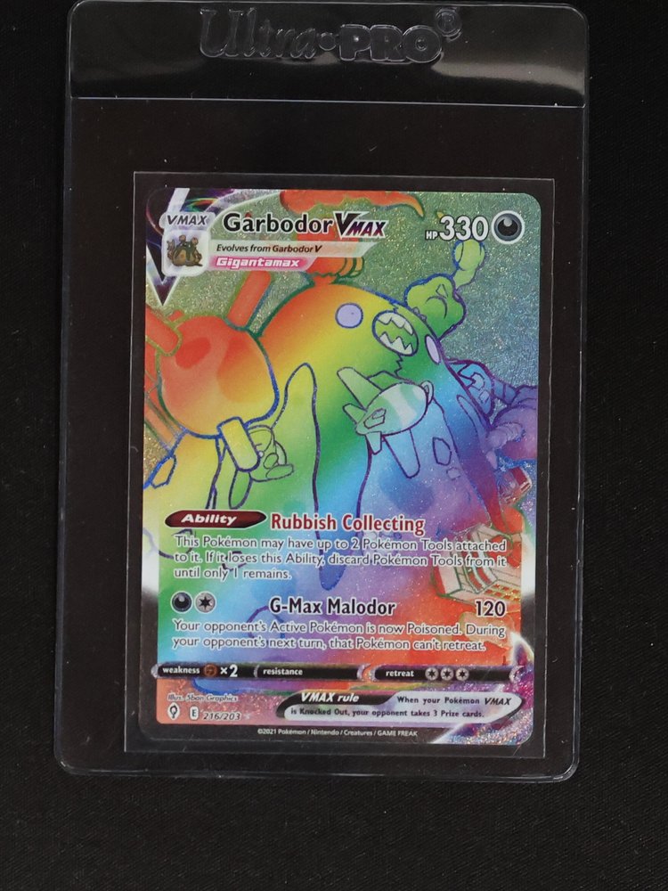 2021 Pokémon #216 Garbodor VMAX — front