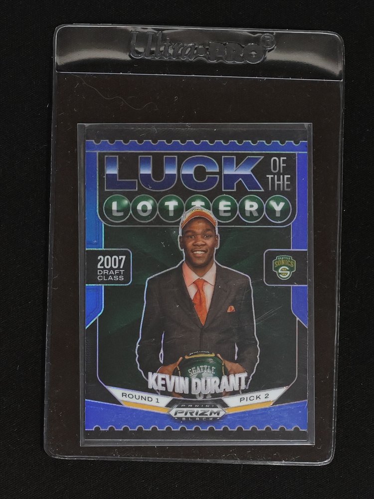 2007 Panini Prizm Black #9 Kevin Durant Luck of the Lottery — front
