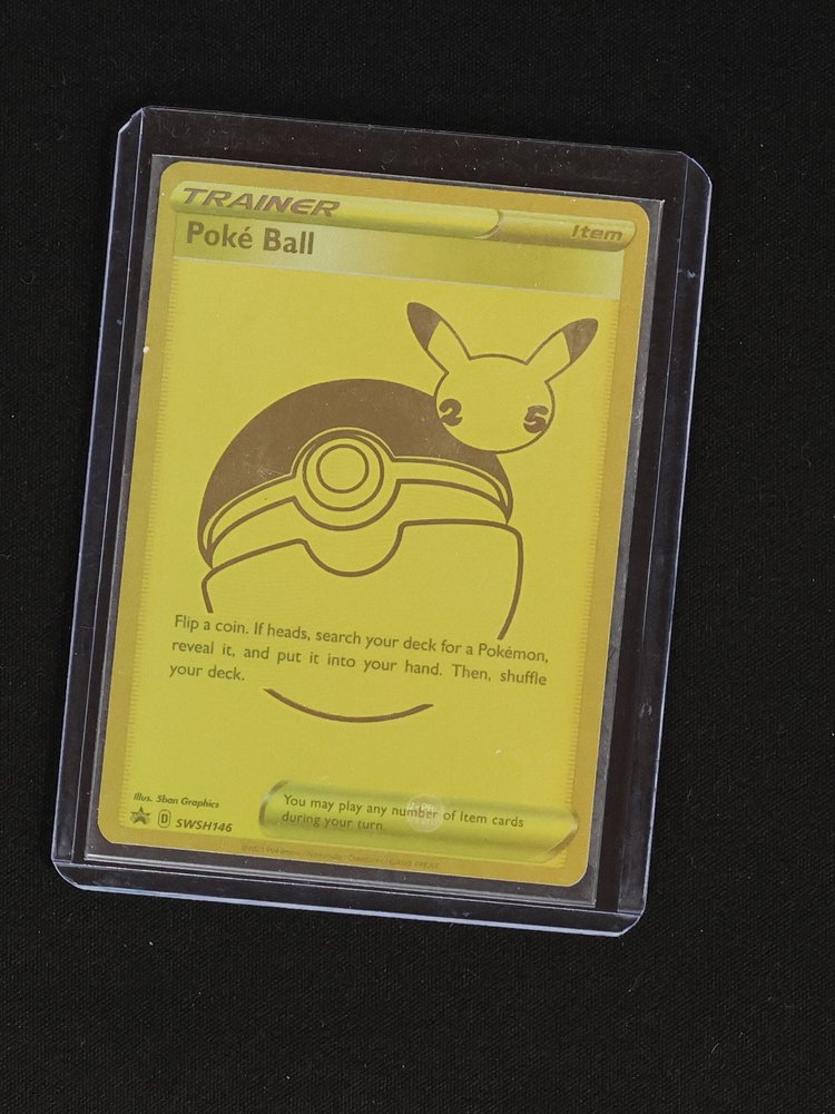 2021 Pokémon SWSH #146 Poke Ball Gold Celebrations — front