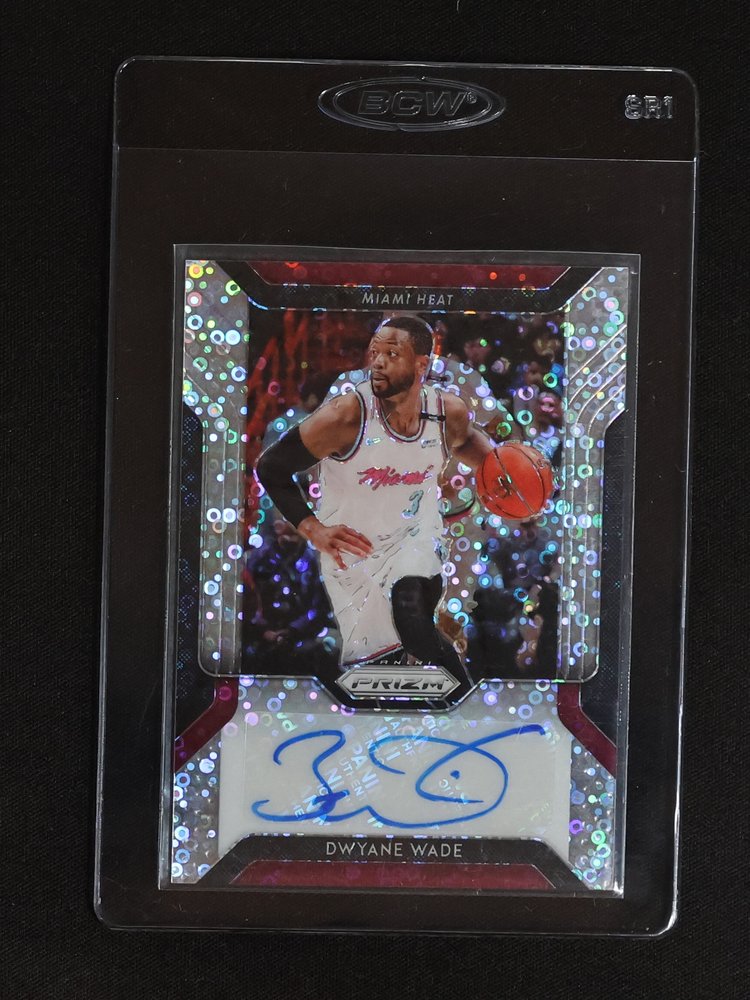 2021-22 Panini Prizm Signatures #SG-DWD Dwyane Wade — front