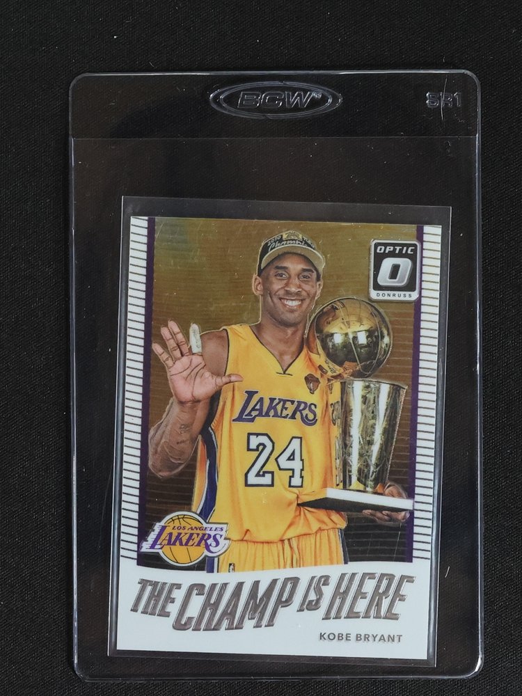 2017-18 Panini Donruss Optic #6 Kobe Bryant The Champ is Here — front
