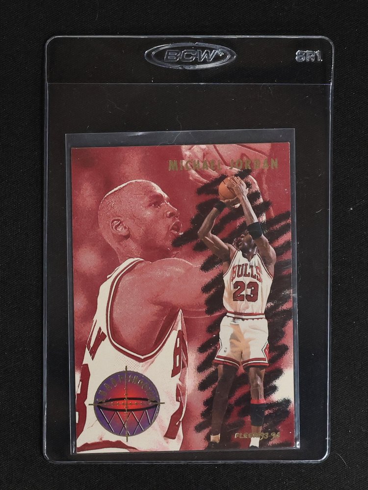 1993-94 Fleer Sharpshooter #3 of 10 Michael Jordan — front