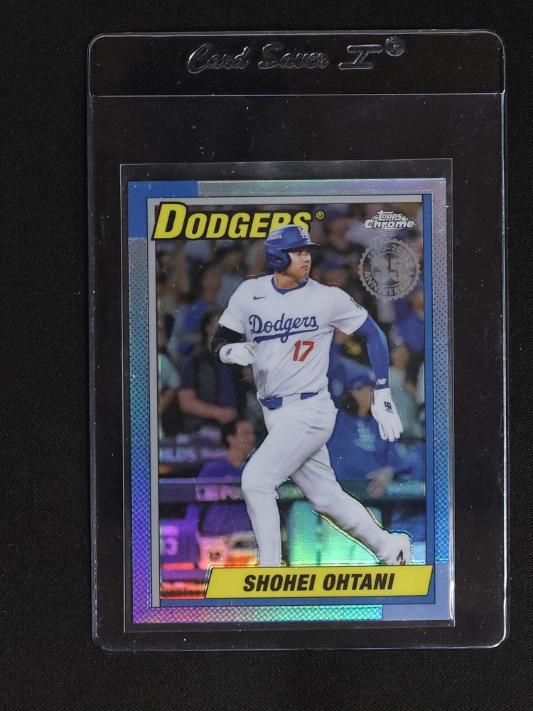 2025 Topps Chrome 1990 35th Anniversary #90CB-7 Shohei Ohtani — front