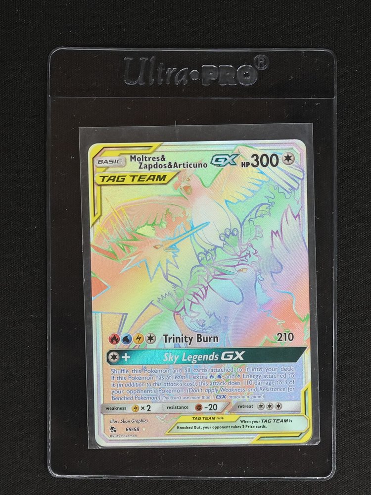 2019 Pokémon Moltres & Zapdos & Articuno GX TAG TEAM #69 — front