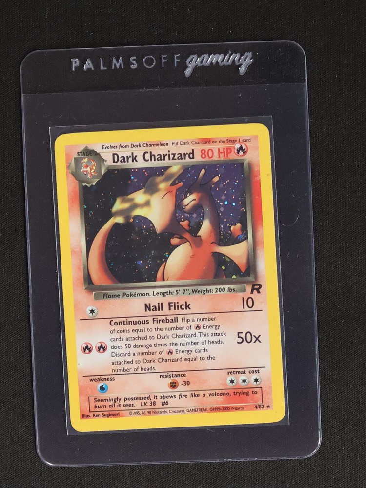 2000 Pokémon Team Rocket #4 Dark Charizard — front