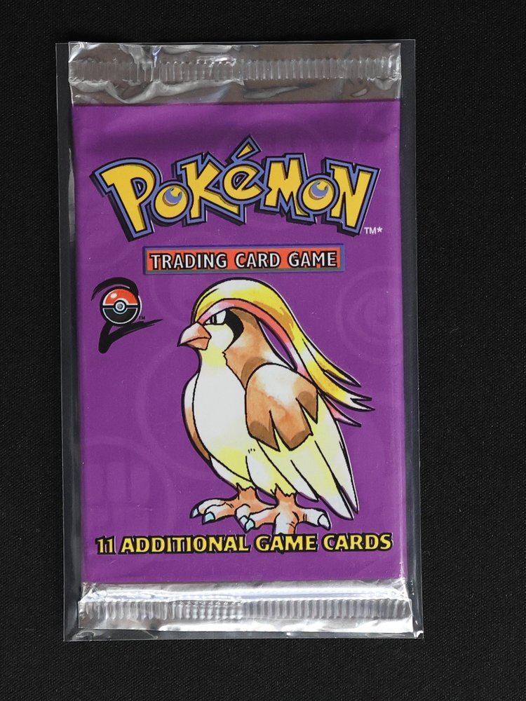1999 Pokémon Base Set 2 Booster Pack Pidgeotto — front