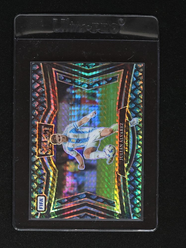 2024 Panini Select #? Julián Álvarez — front