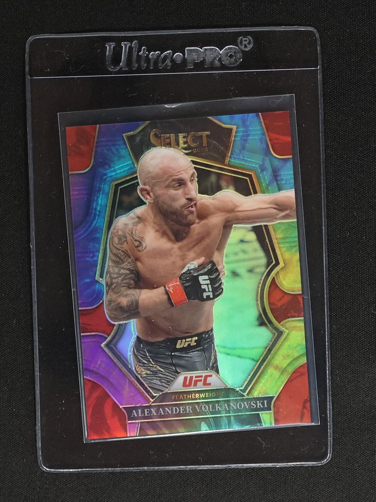 2023 Panini Select UFC #128 Alexander Volkanovski — front