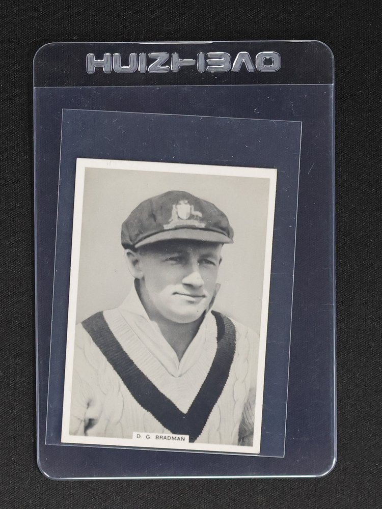 1930 Huizhi Bao D. G. Bradman Cricket Card — front
