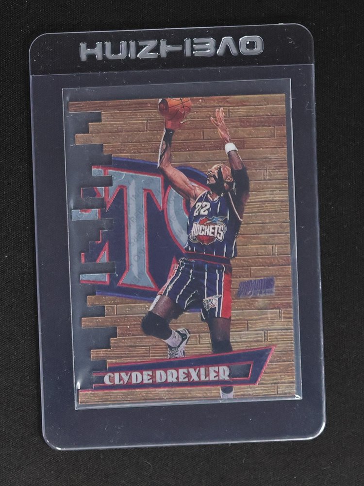 1997-98 Stadium Club Triumvirate Die Cut #T6C Clyde Drexler — front