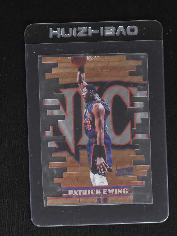1997-98 SkyBox Z-Force #26 Patrick Ewing — front