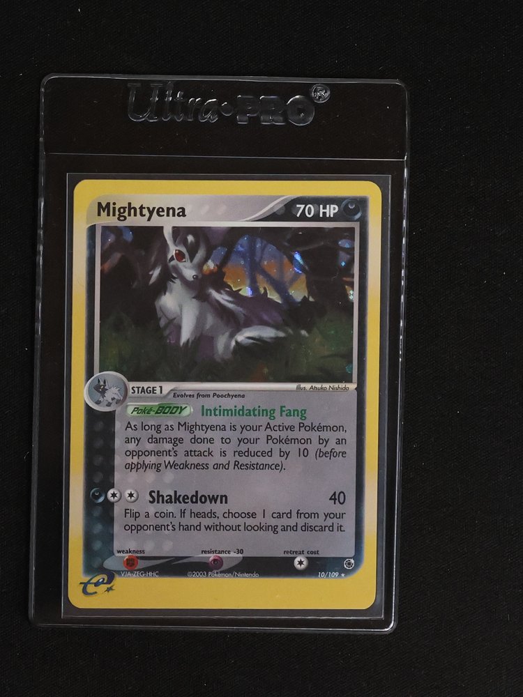 2003 Pokemon EX Ruby & Sapphire #10 Mightyena — front