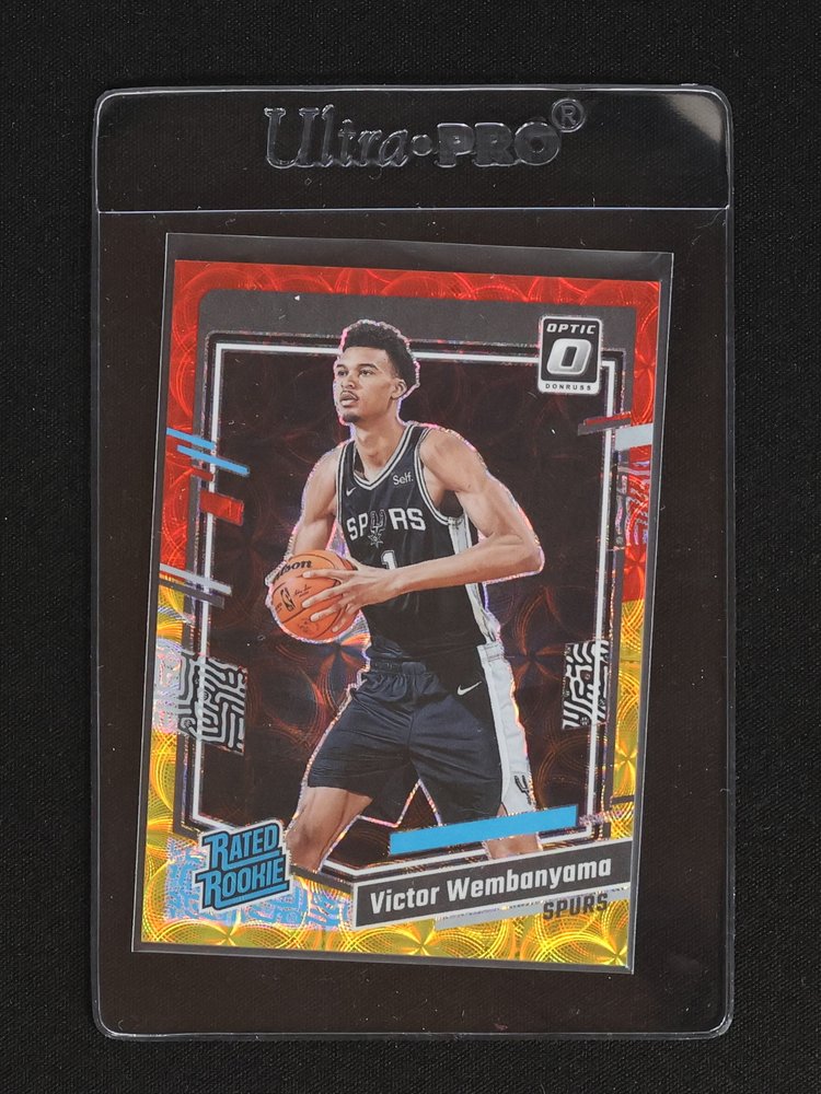 2023-24 Panini Donruss Optic #225 Victor Wembanyama — front