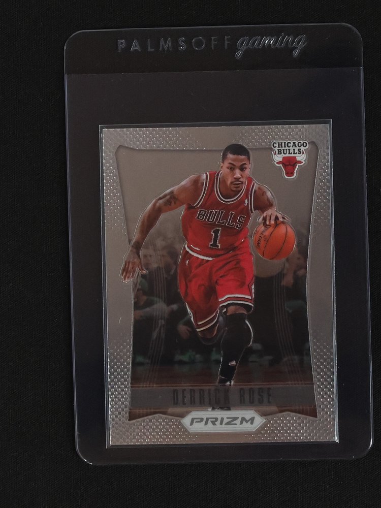 2012-13 Panini Prizm #145 Derrick Rose — front