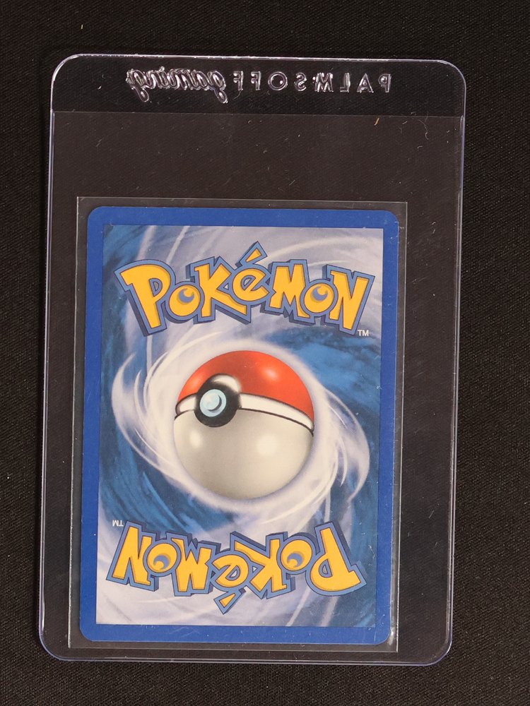 1999 Pokemon Team Rocket #25 Dark Gyarados — front