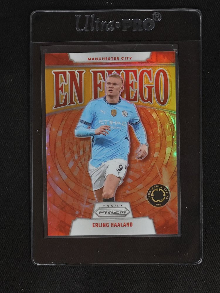 2025 Panini Prizm FIFA Club World Cup #19 Erling Haaland En Fuego — front