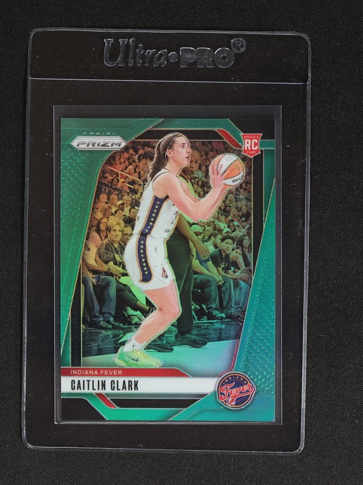 2024 Panini Prizm WNBA #22 Caitlin Clark — front