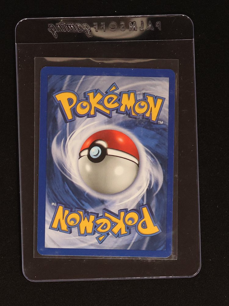 1999 Pokémon Fossil #4 Aerodactyl — front