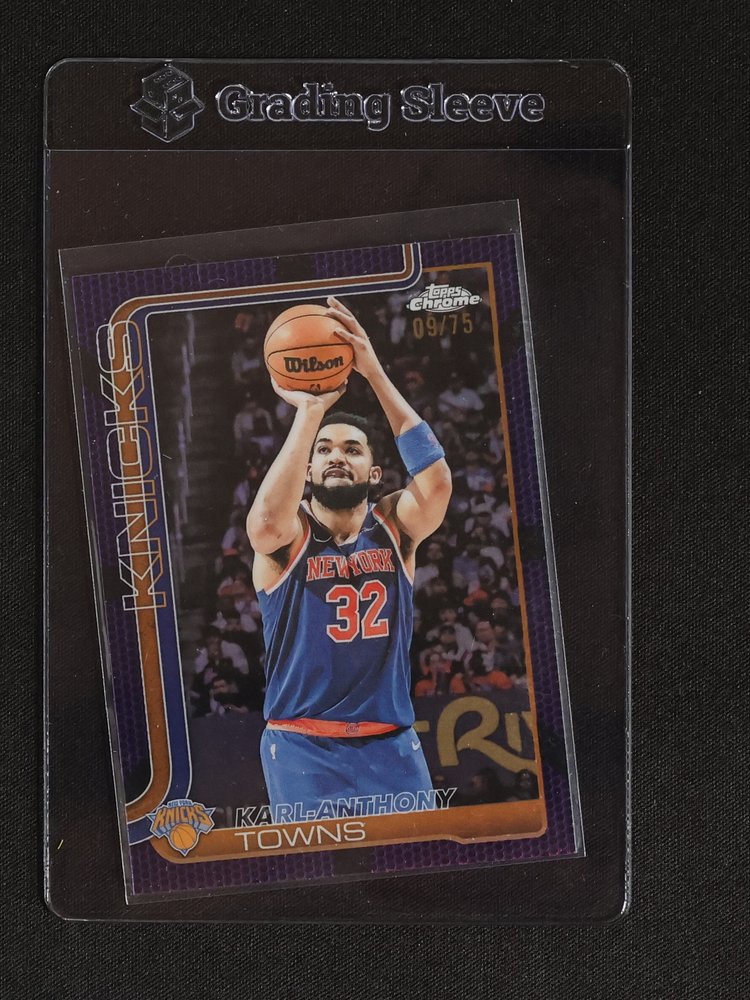 2025-26 Topps Chrome #179 Karl-Anthony Towns — front