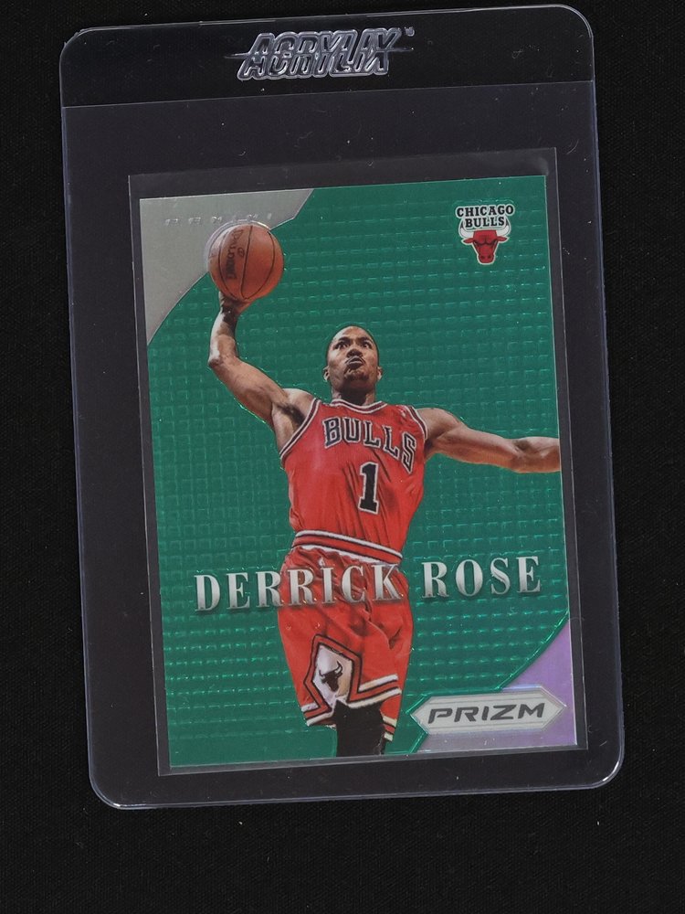 2014-15 Panini Prizm #101 Derrick Rose — front