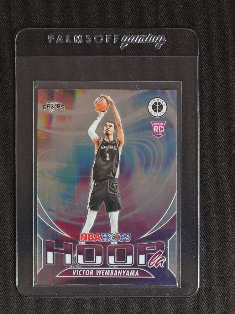 2023-24 Panini NBA Hoops Premium Stock #5 Victor Wembanyama Hoopla Rookie Insert — front