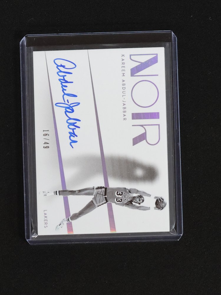 2019-20 Panini Noir Shadow Signatures #SHS-KAJ Kareem Abdul-Jabbar — front