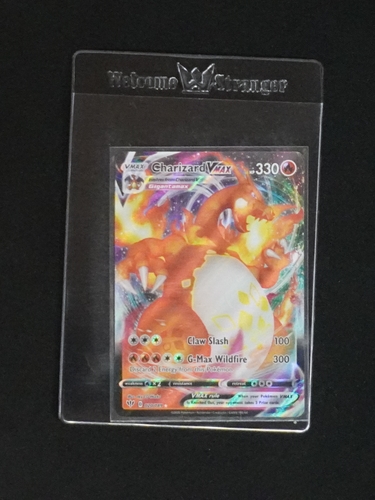2020 Pokémon TCG Darkness Ablaze #020 Charizard VMAX — front