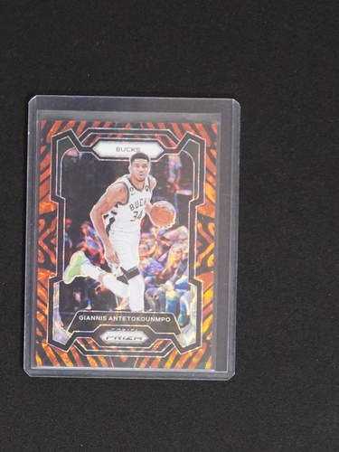 2023-24 Panini Prizm #103 Giannis Antetokounmpo — front