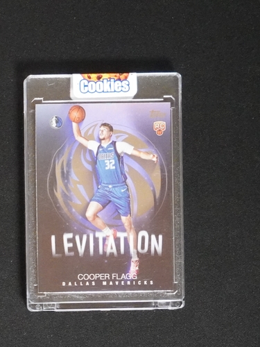 2025-26 Topps #L-16 Cooper Flagg Levitation — front