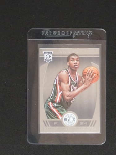 2013-14 Panini Totally Certified #236 Giannis Antetokounmpo — front