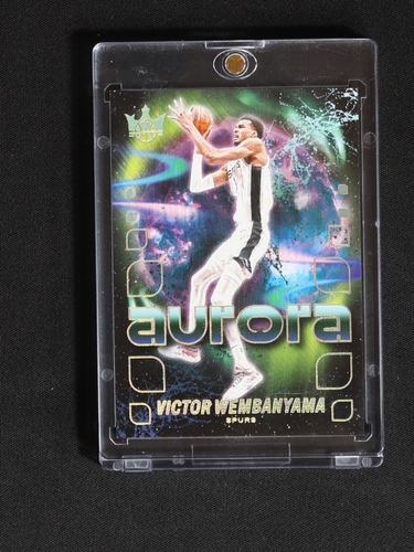 2024-25 Panini Court Kings Aurora #19 Victor Wembanyama — front