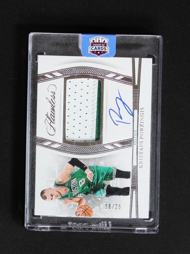 2020 Panini Flawless #18 Kristaps Porzingis — front