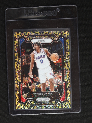 2023-24 Panini Prizm #15 Tyrese Maxey — front