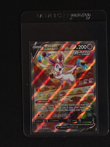 2021 Pokémon Evolving Skies #184 Sylveon V — front