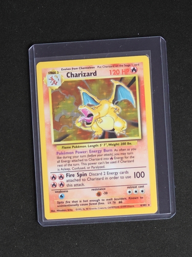 1999 Pokémon #4 Charizard — front